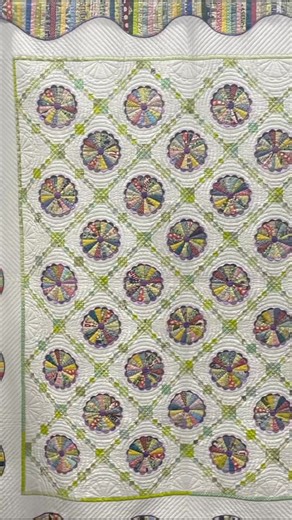 35 reactions | Paducah Quilt Show 2025 #quiltinspiration #quiltingcommunity #quiltingismytherapy | Barry Quilts | Facebook