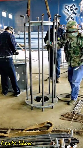Assembly and welding of embedded parts for monitoring poles🏗️