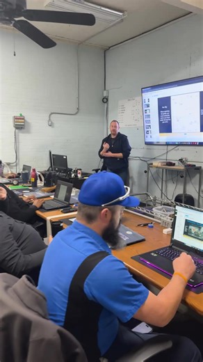 Gas Oven #fredsapplianceacademy #appliancetechnician #tradeschool #appliancerepairtraining | Fred's Appliance Academy