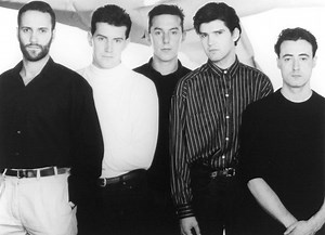 Lloyd Cole & The Commotions Concert & Tour History  | Concert Archives