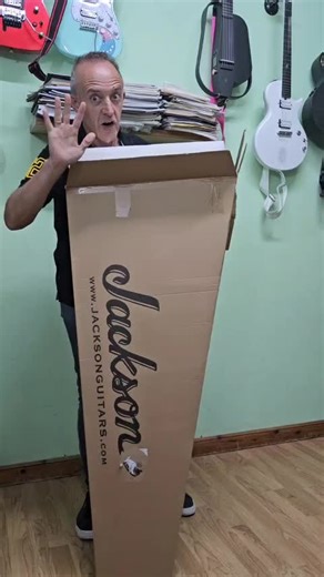 Master Jackson JS22 7KV: Oportunidad Única para Guitarristas