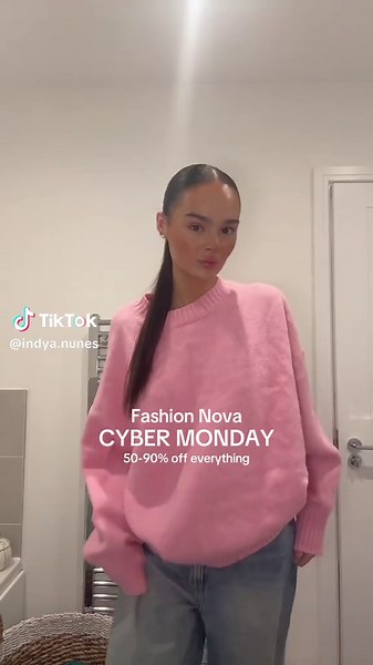 Massive Cyber Monday Deals at Fashion Nova