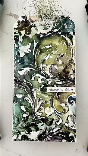 Tim Holtz Alcohol Ink + Gel Plate Tag by ‪@SuzyHeinz‬