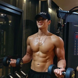 A Look at the Workout Routine of Korean Actor and Jisoo’s Boyfriend Ahn Bo-Hyun