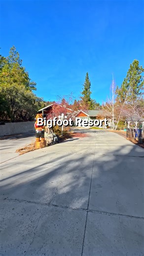 THE BIGFOOT RESORT is a spacious Big Bear luxury rental designed for large group getaways and unforgettable moments. Nested on a private lot with gorgeous views of Castle Glen and Big Bear’s natural rockscape, this 5-bedroom reverse floor plan home offers abundant space, a game room and theater lounge, and the perfect blend of rustic charm and upscale amenities. Located just minutes from the Convention Center, lake, and village attractions, Bigfoot Resort is your ultimate Big Bear destination. D