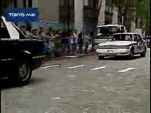 交通事故を再現 後部シートベルト安全性訴え