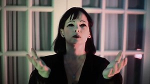 clip-5951288-possessed-woman-alien-human-hybrid