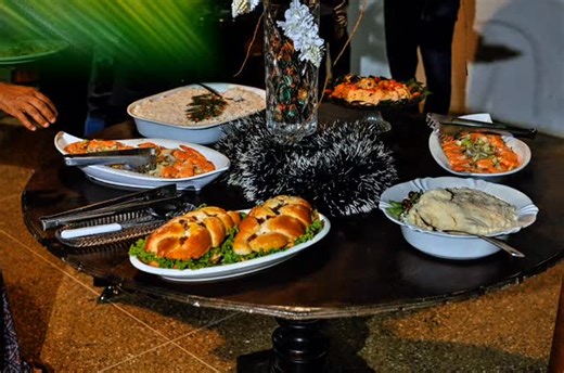 ATACADÃO DE MÓVEIS BRASIL 🇧🇷 on Instagram: "✨ CONFRATERNIZAÇÃO ATACADÃO DE MÓVEIS BRASIL ✨ Mais do que vender móveis, construímos histórias, parcerias e uma equipe forte todos os dias. 🤝 Nossa confraternização foi um momento de celebrar conquistas, agradecer o empenho de cada colaborador e reforçar o que nos move: união, trabalho e crescimento. Que venham novos desafios, mais conquistas e muitos motivos para comemorar juntos! 💛 Atacadão de Móveis Brasil — juntos, somos mais fortes."