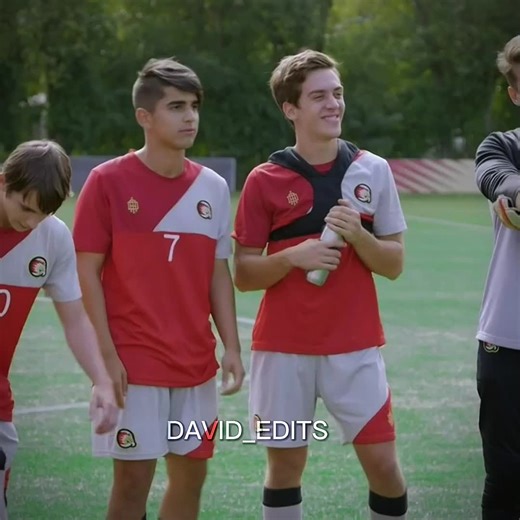 Gabo vs Martin skills🥶 | Link in bio for football shirts #football#fyp#o11ce#gabomoretti#viral