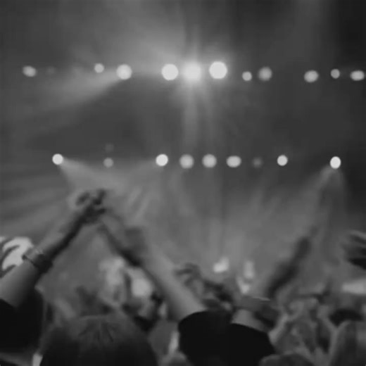 1.1K views |  NYE MIDNIGHT MASQUERADE  Ring in the New Year in style with a festive night of live music, entertainment, and celebration at Plaza Mariachi. ✨  Live DJ • Live Band • Circus Show ⏰ 7 PM – 3 AM ️ $25 Entry ✨ VIP Tables Available  Call or Text: 615-709-3159  Dec 31  Plaza Mariachi – Nashville | Plaza Mariachi Music City | Facebook