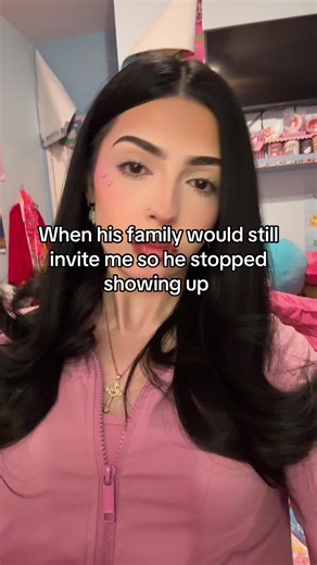 unknown (@whocares4rs)’s video of meeting my bfs family