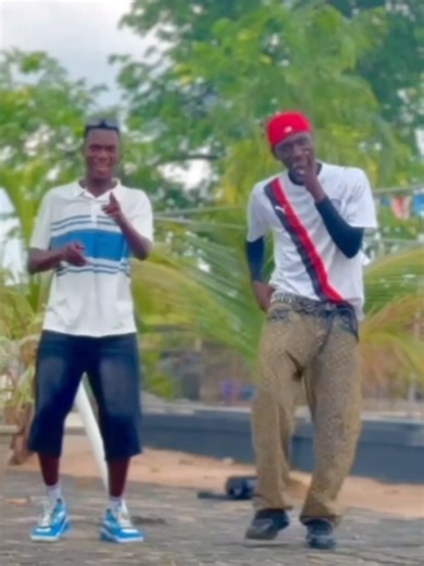 Much love😚🔥🔥 txc x Davido. Easiest Dance Challenge for this verse🔥 with : @celebritymolly #fypシ゚viral🖤tiktok#nakupendachallenge#amapianodancechallenge #30bg#callmihhaza