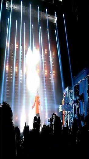 GO WEST (Pet Shop Boys) Momentum Live MNL