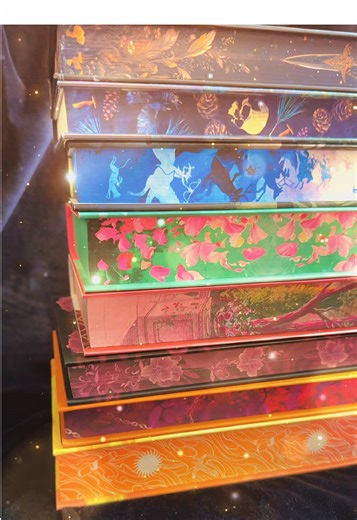 Beautiful Sprayed Edges 🤩💜✨✨✨ Some books just look amazing with their gorgeous sprayed edges 💜🩷. #booktok #sprayededgebooks #sprayededges #specialeditionbooks #books