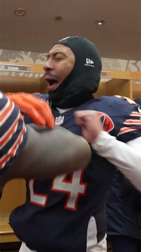 Anyone else can't sleep? #lockerroom #celebration #dance