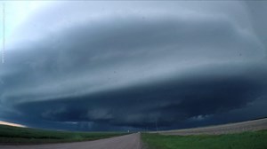 Incredible footage of a supercell tornado