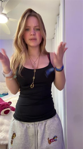 Jogging @aelfriceden_official bijou @My House of Jewels || bisous aux haters 🥰 #ootd #outfitinspo #outfitideas #playback