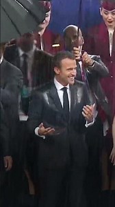 Bloopers de líderes mundiales con paraguas