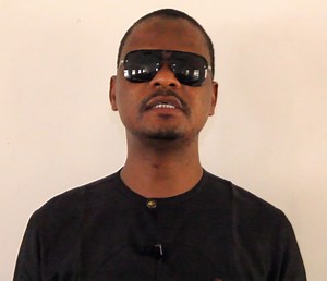 Malamin jami'a makaho da ke kewar dalibansa saboda yajin aikin ASUU. | BBC Hausa