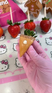 3.4M views · 11K reactions |  Stover sweet shoppe pumpkin spice melting wafers & Ultra white melting wafers Stover & Company #Thanksgiving #chocolatecoveredstrawberries #holiday | Pretty Pastel Pastries | Facebook