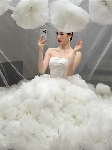 Elegant White Bridal Gown - Dream Wedding Dress Look