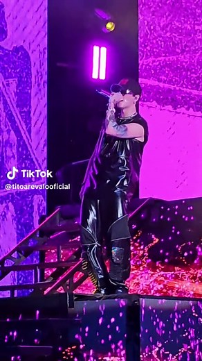 Christopher Vélez en concierto en el Auditorio Nacional