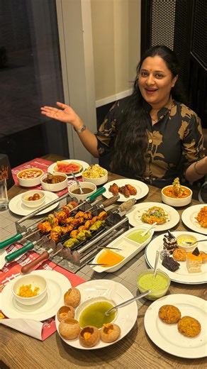 Vaibhavi Tondilkar Chintamani on Instagram: "599 mein 70+ items 😍 Try the Jhakaas Buffet at Barbeque Nation – Mumbai! ✨Here is the special offer for you: Show this reel at the restaurant and get 1 complimentary drink per person 🥤 Complimentary Drink: Blushing Rose (Available All Day – Lunch & Dinner) Pink Lemonade | Lady In Red | Litchi | Fruit Punch 📍 Validity: ✔ Mumbai Barbeque Nation outlets ✔ Lunch only ✔ Offer validity may vary by outlet, days and time Tag your buffe