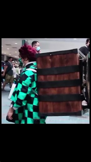 Cosplay de Kratos: Verdadeira Experiência em Público