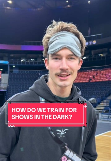 How do you think our performance in the dark went? 🤣 #fyp #basketballchallenge #dunkingdevils #slovenia