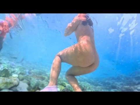 Water Challenge 🌊👀 | Look Around the Circle