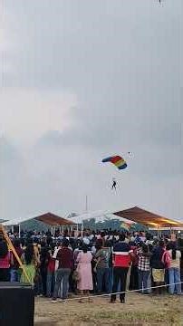 Airforce parachute jumpers from 8000ft #airforce #parachute