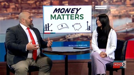 Money Matters: Discussing finances with your family during the holidays