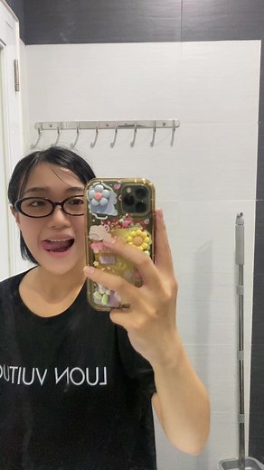 Dancing In The Moonlight: Chi Xê Dance Video