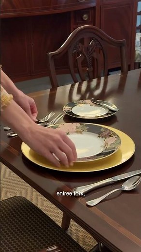 How to set the table - proper place setting #etiquetteexpert