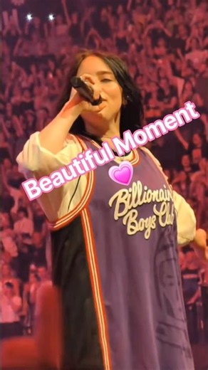 Billie Eilish ' Bird's Of A Feather ' Beautiful Performance. Hit Me Hard And Soft Tour #billieeilish