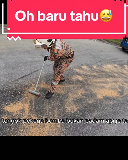 Abang bomba bukan padam api je tau🫡😝 Full video di link bio👆🏻 thanks support🥰 #bombamalaysia #ijatceloreng #viral #fyp @Izzat izwan