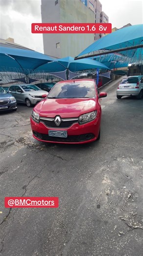 Renault Sandero 1.6: Conforto e Potência ao Seu Alcance