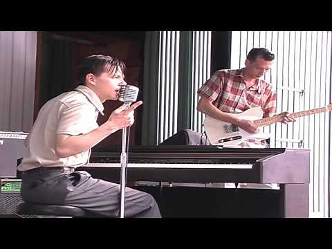 Whole lotta shakin going on, Boppin' Steve.