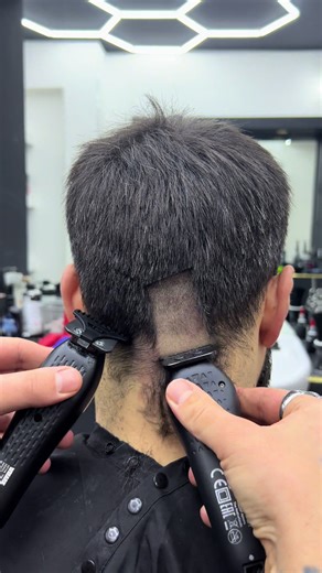 Find the deception 🤯 #barbertok #barber #hairtransformation #barbershop #fadegame