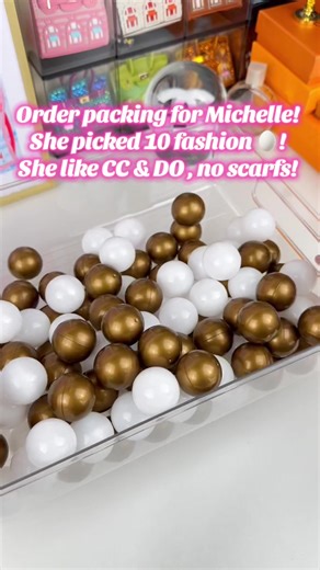 How to Pack a Mini Bag for Fashionistas