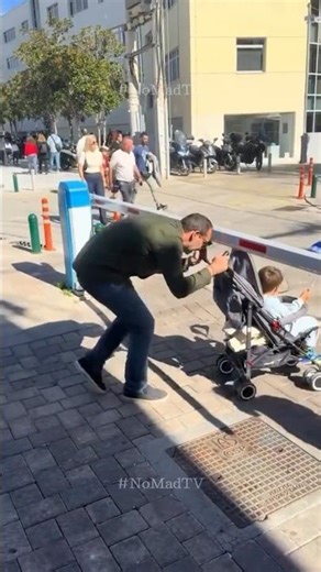 Original Netflix intro sound #funny #headshot