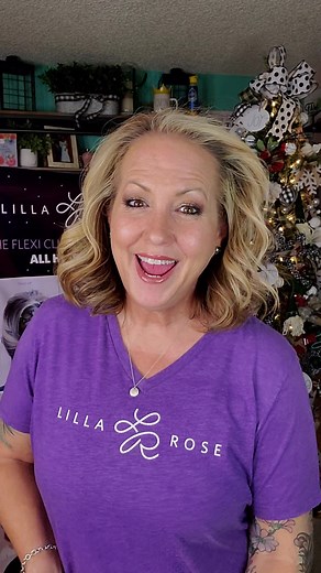 These aren't just your regular ole bobbies! Lilla Rose bobbies are super strong and super cute! Join one of our amazing Stylists, Kellie Arvila, as she shares an adorable way to wear our bobbies and an important tip on how to put them in and take them out. | Lilla Rose, Inc.