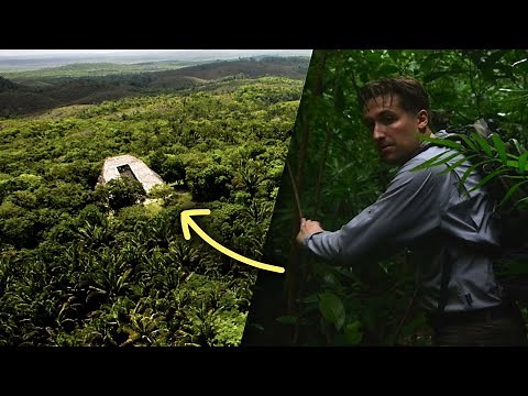 Exploring an Abandoned Ancient Temple in the Jungle