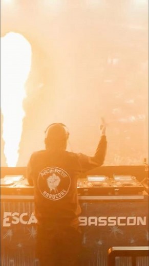 Wicked closing at Escape 😮‍💨🇺🇸 #angerfist #halloween #usa #hardstyle #hardcore