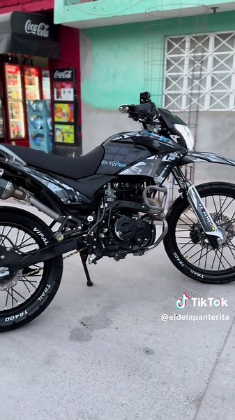 DM 250 Italika: Modificación y Estilo