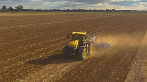 1.7K views · 37 reactions |  Meet the JCB iCON 8330 Fastrac – Built for Performance! With a powerful 330hp engine, this tractor delivers unmatched strength, comfort and productivity, for even the toughest jobs on your farm. From ploughing to spraying and everything in between, the iCON 8330 combines raw power with advanced engineering to ensure maximum productivity.  #JCBFastrac #FarmPower #AgricultureTech #iCON8330 | JCB CEA | Facebook