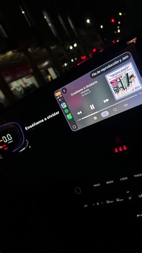 Intocable - Enséñame a Olvidar: Una Canción Inolvidable