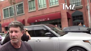 Kim Kardashian -- More Like a Fake Out Than a Trip (VIDEO)