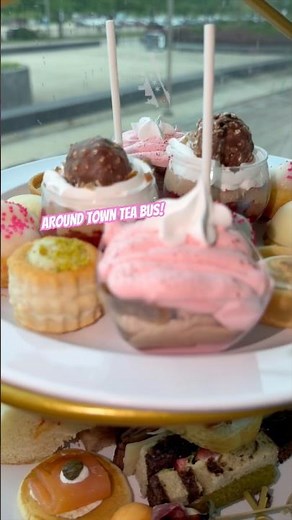 🌸MOTHER’S DAY 🫖 TEA WITH A VIEW: CHICAGO’S MOST WHIMSICAL MOVING EXPERIENCE