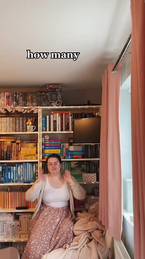 let’s see how many harry potter books i can read in 24 hours 👀 #harrypotter #readingvlog #24hourreadathon #booktok #fastreader